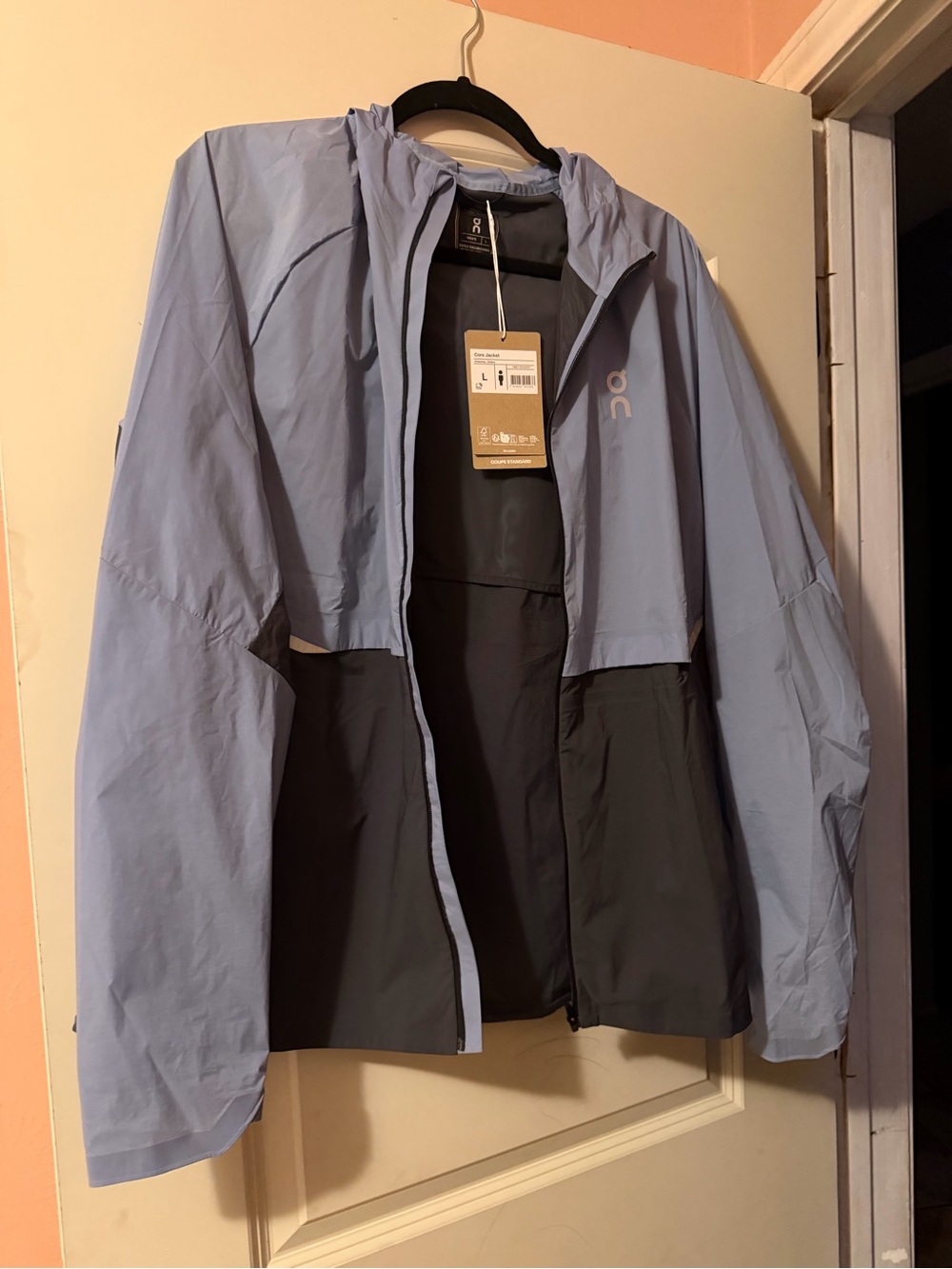 On Running Two-Tone Windbreaker Jacket - Light Blue/Black
